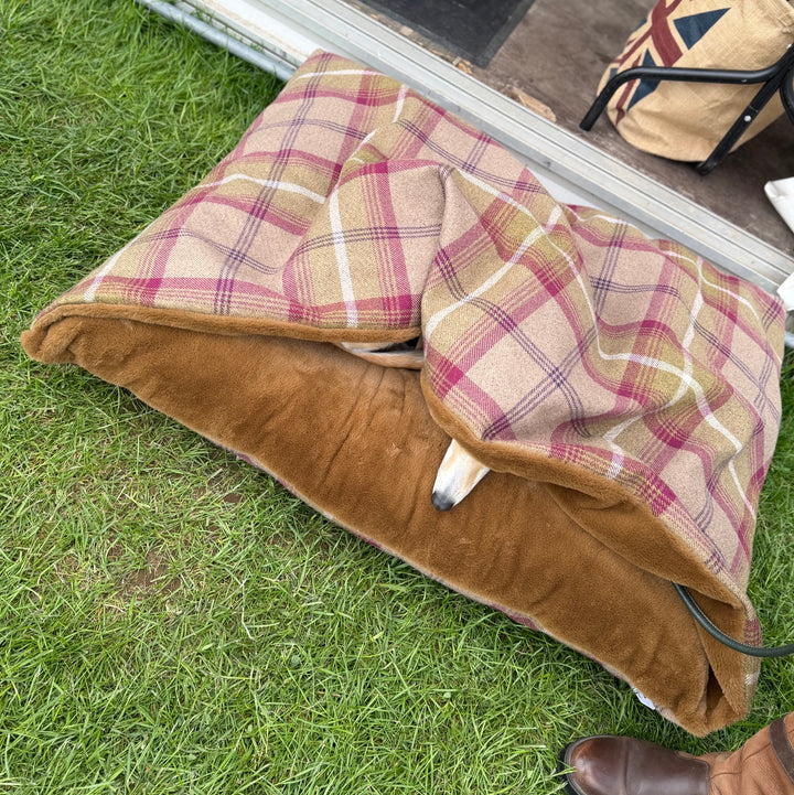 Heather Tartan Doggy Den Bed