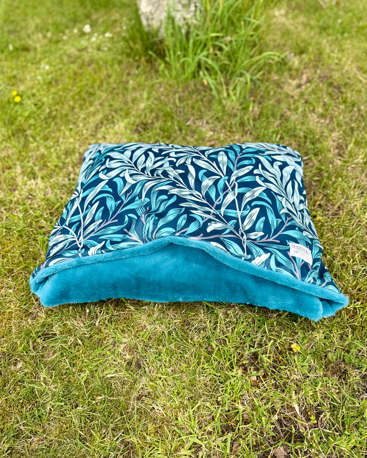 William Morris Teal Blue Willow Bough Velvet Doggy Den Bed