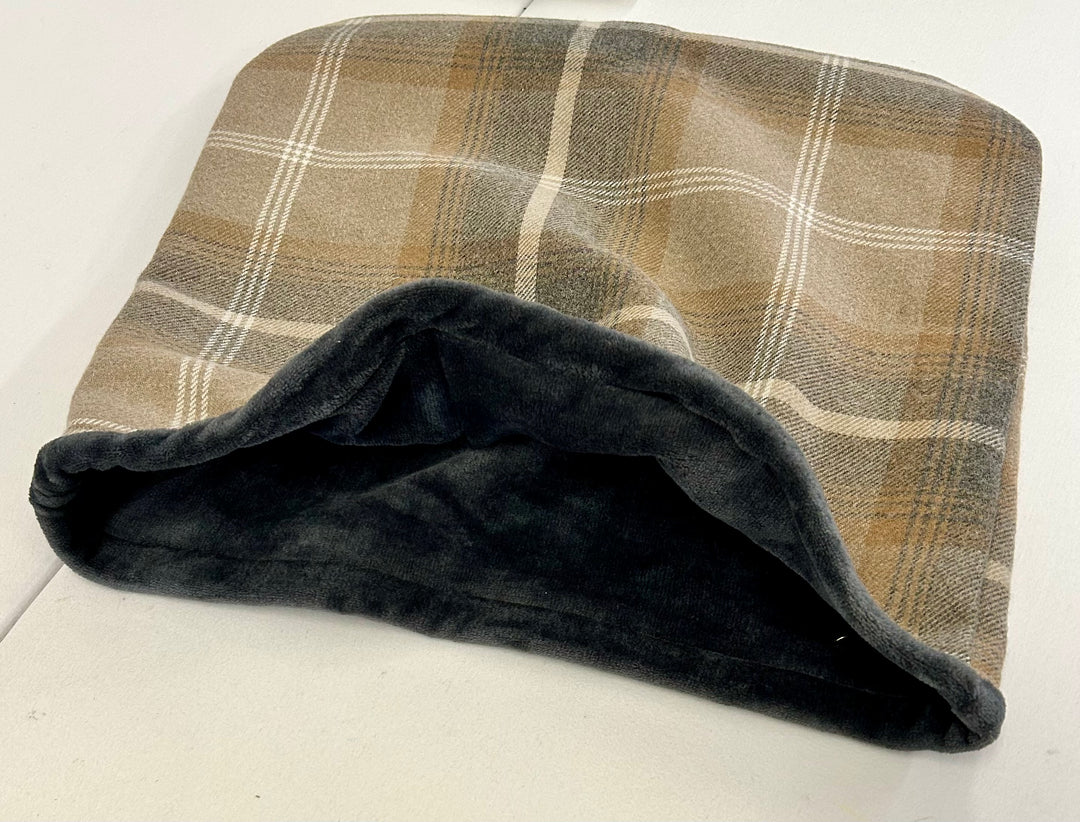 #design_antique-gold-tartan-dark-grey-supersoft