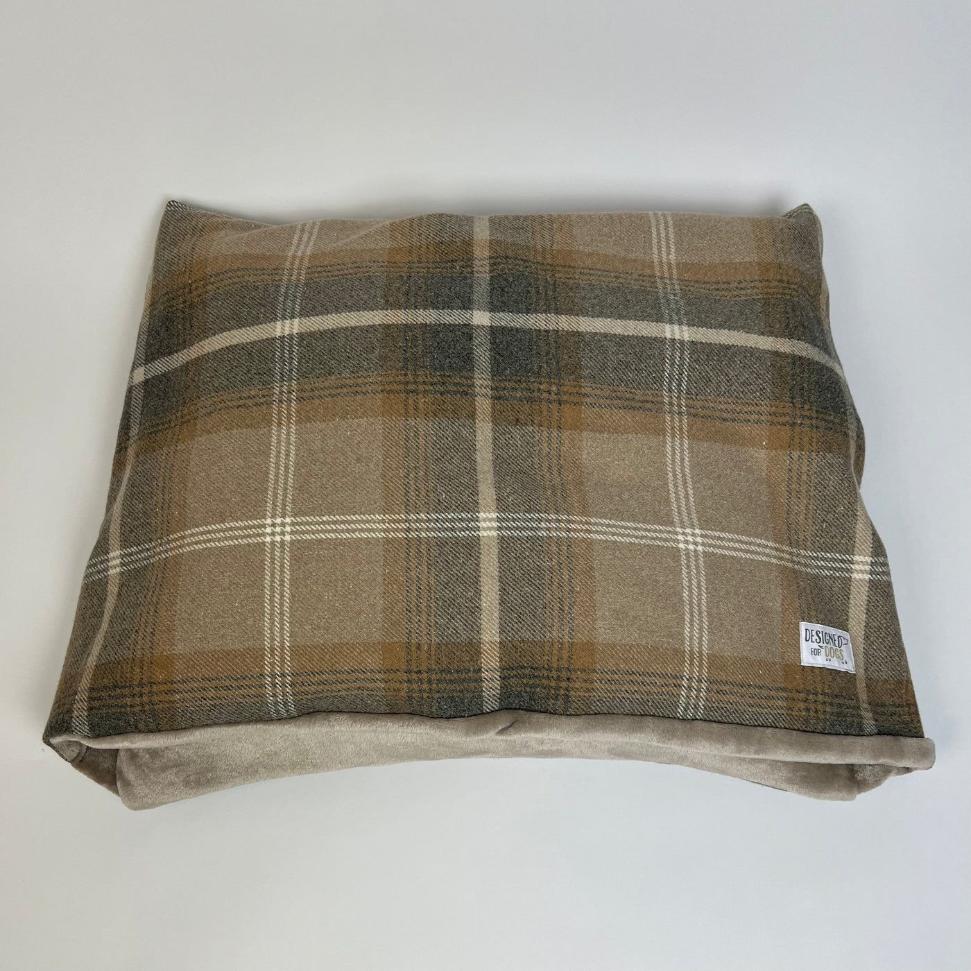 #design_antique-gold-tartan-taupe-supersoft-fleece