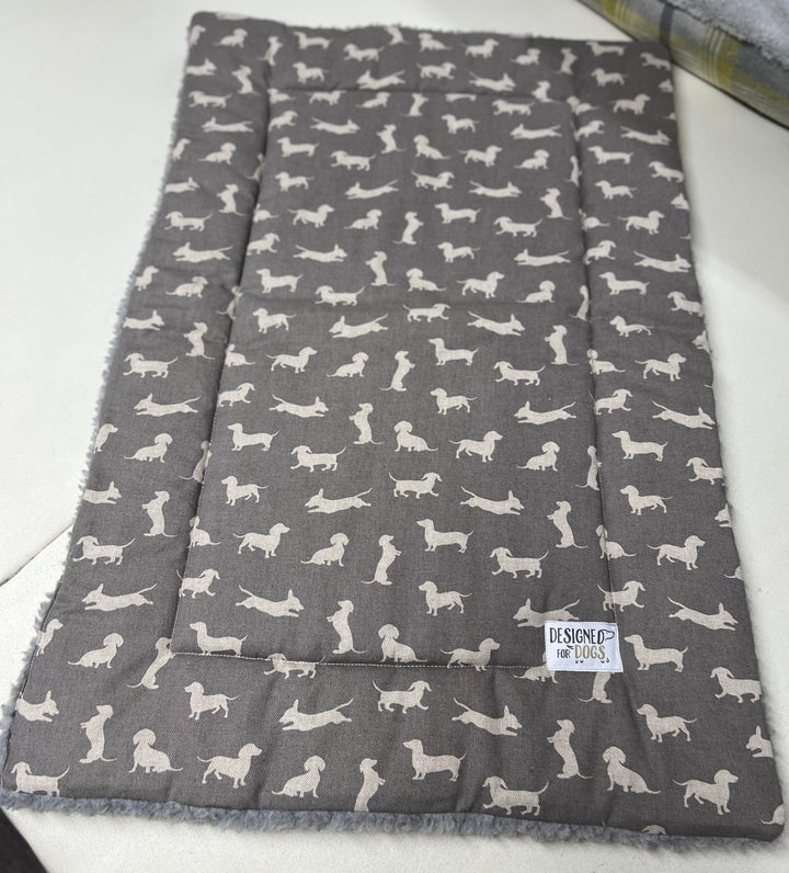 Small dark grey dachshund patterned mat
