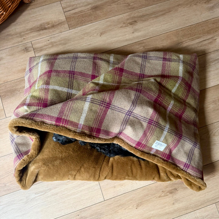 Heather Tartan Doggy Den Bed
