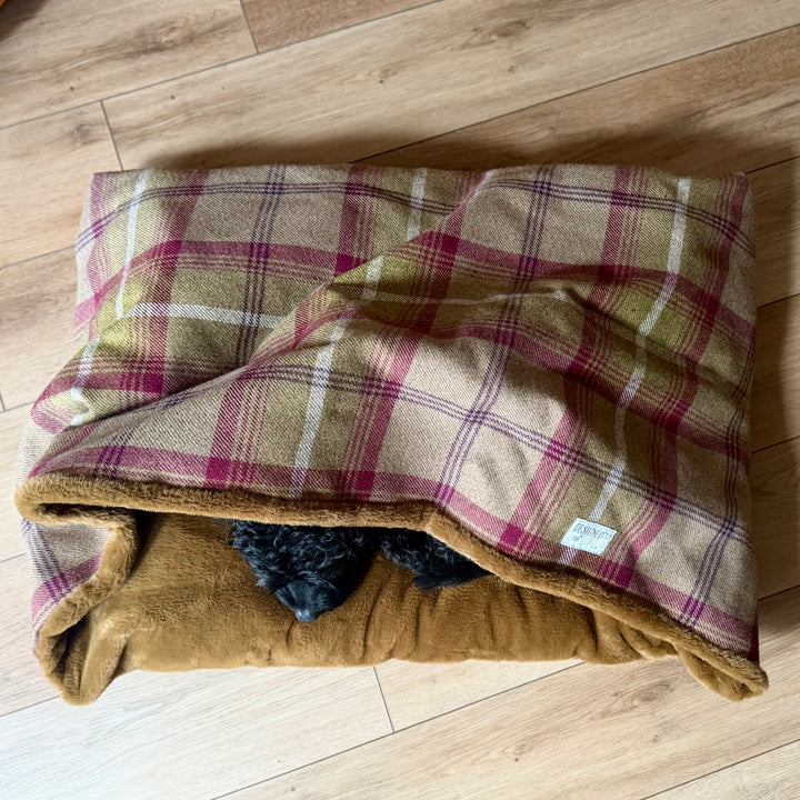 Heather Tartan Doggy Den Bed
