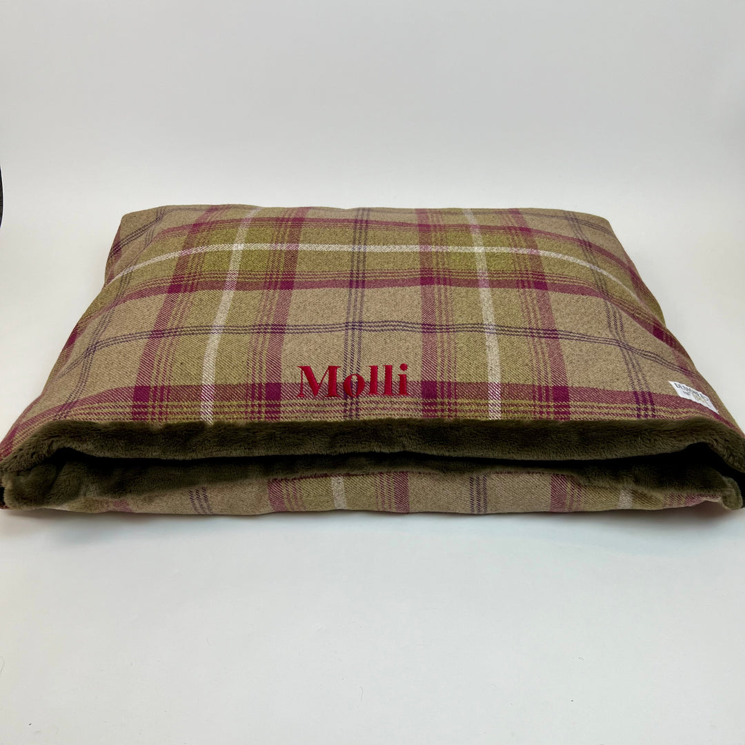 heather dog den bed 