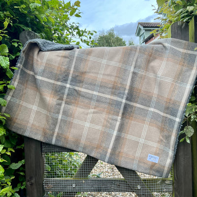 Antique Gold Tartan Blankets