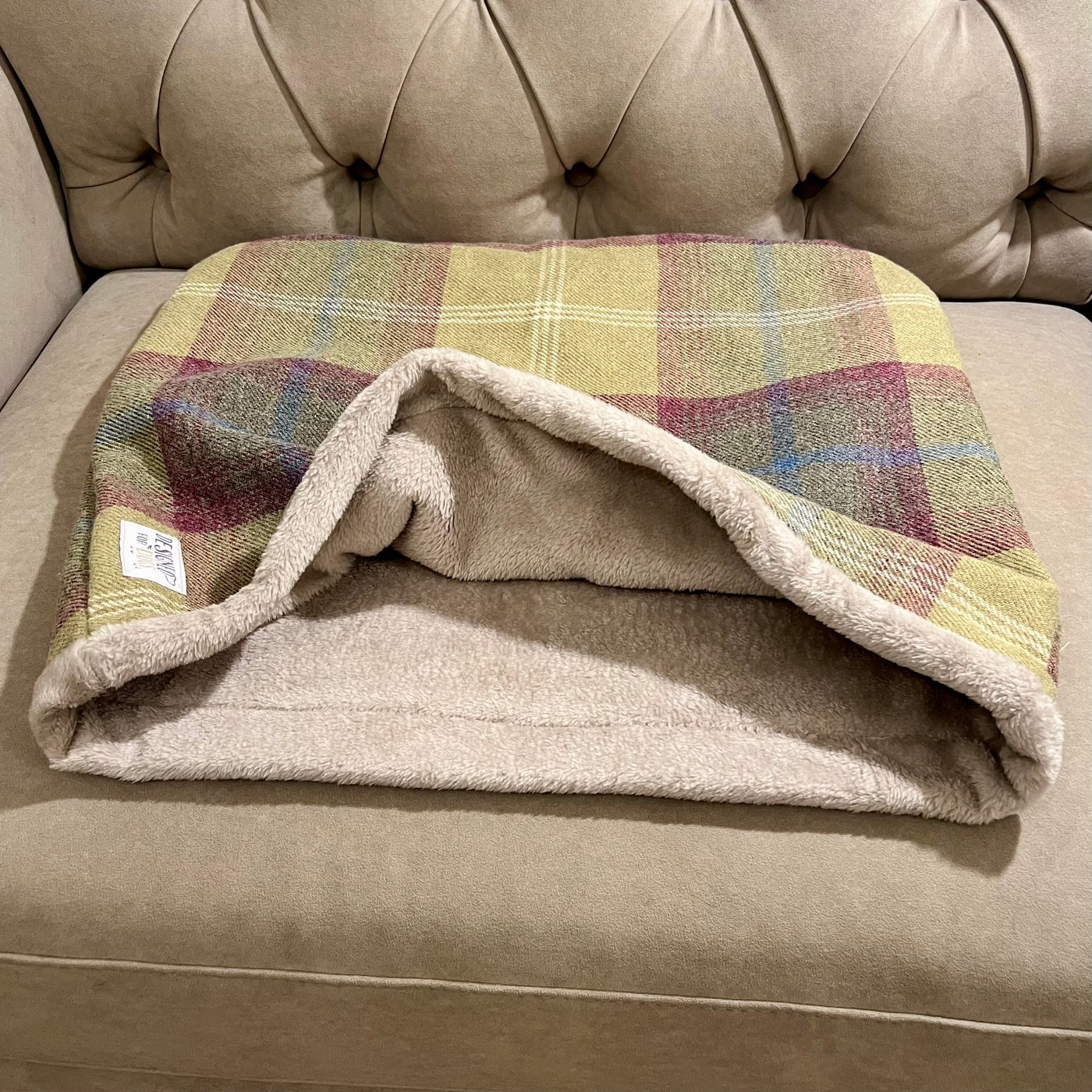 #design_pistachio-tartan-taupe-supersoft