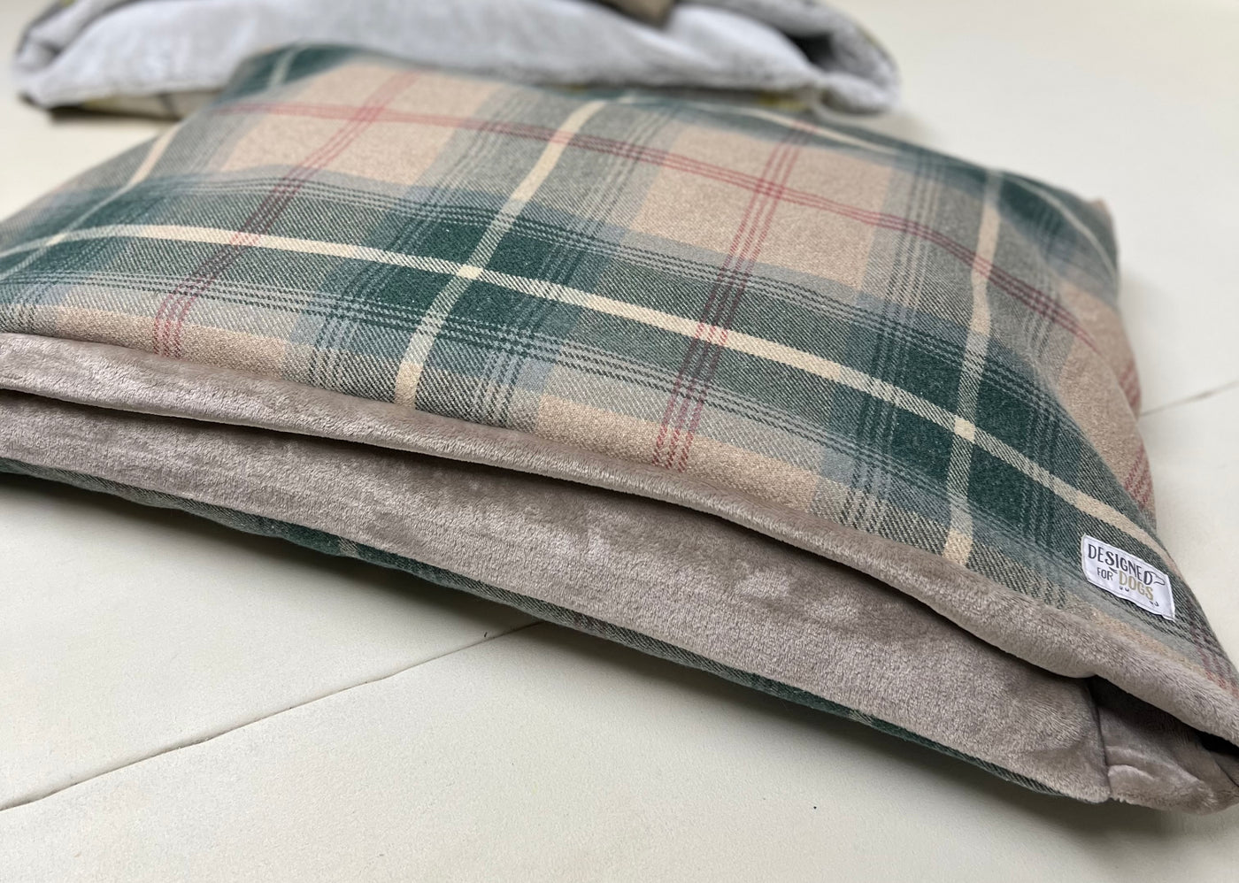 #design_country-green-tartan-taupe-supersoft