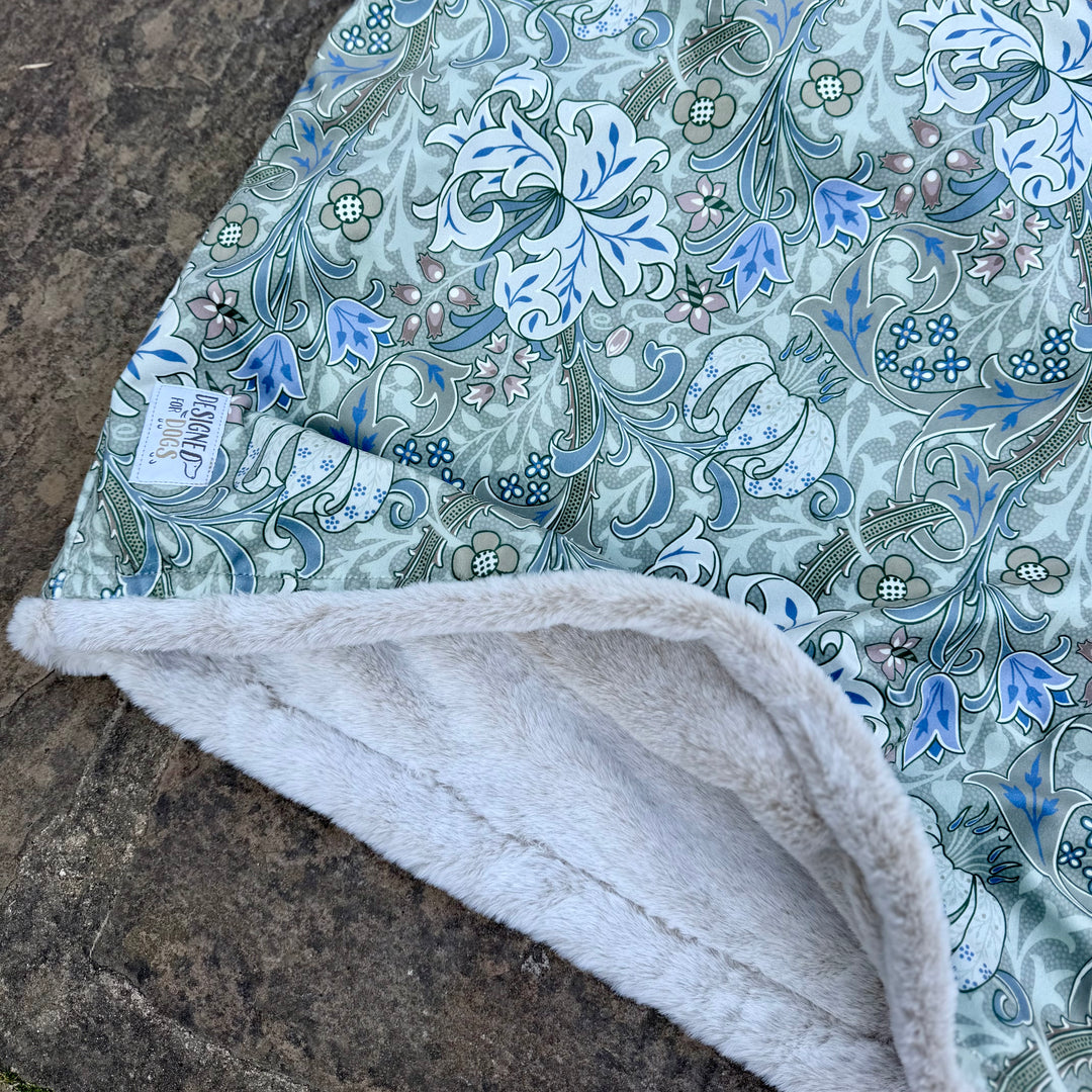 William Morris Moss Green Willow Bough Velvet Snuggle Sacks