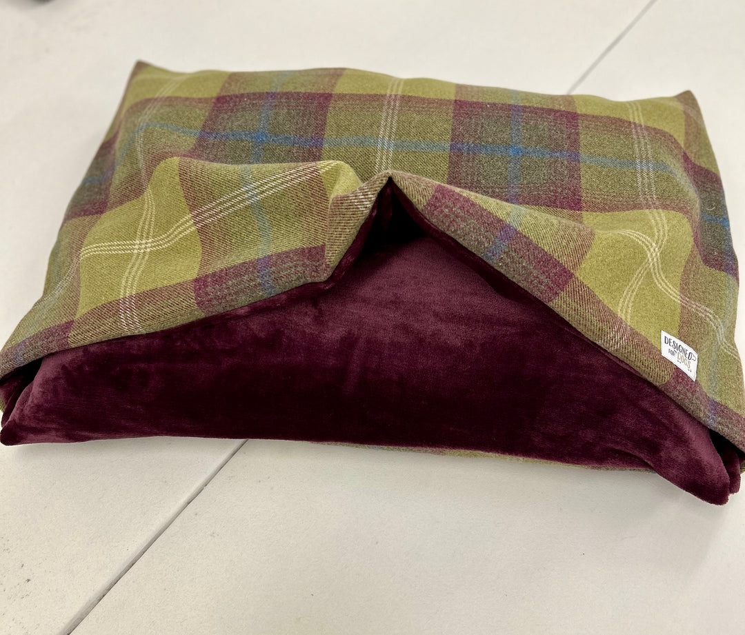 #design_pistachio-tartan-plum-supersoft-fleece