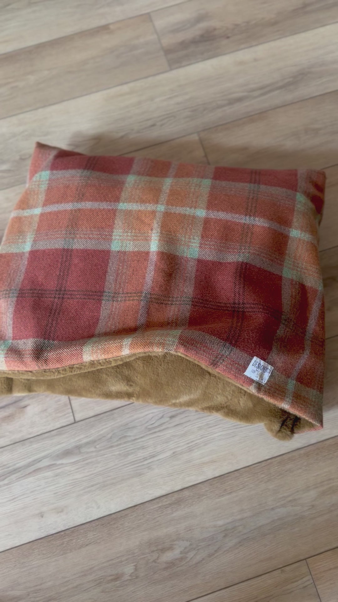 Warm Spice Tartan Doggy Den Bed